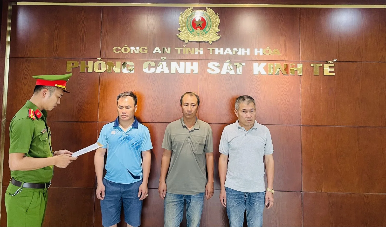 Ba "đất tặc" bị khởi tố