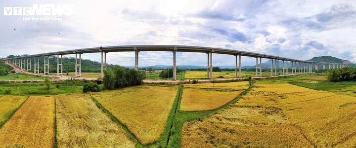 Cận cảnh hơn 200km cao tốc Quảng Ngãi đến Đắk Lắk hoàn thành vẫn 'nằm chờ'- Ảnh 11.