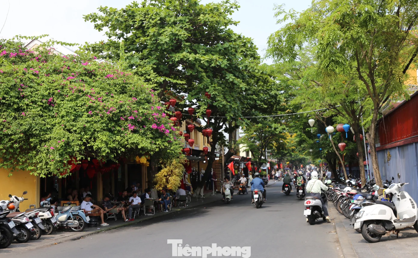 Diện mạo 'lạ' của phố cổ Hội An trước giờ G ‘siết’ vỉa hè- Ảnh 25.