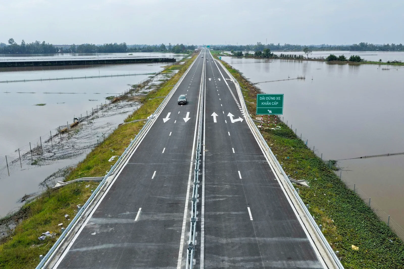 Dự án lớn nhất lịch sử miền Tây do Vingroup đề xuất : Rộng gấp đôi sân bay Tân Sơn Nhất, dân số dự kiến 300.000 người - Ảnh 8.