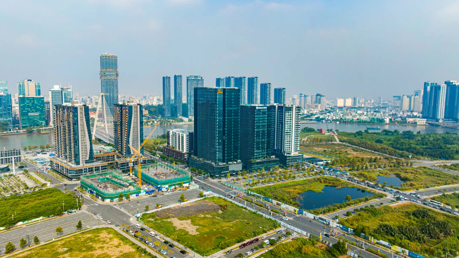 Toàn cảnh khối bê tông nặng hơn 100.000 tấn xuyên qua lòng sông, mỗi ngày ‘gánh’ hơn 300.000 ô tô, xe máy ở TP.HCM - Ảnh 11.