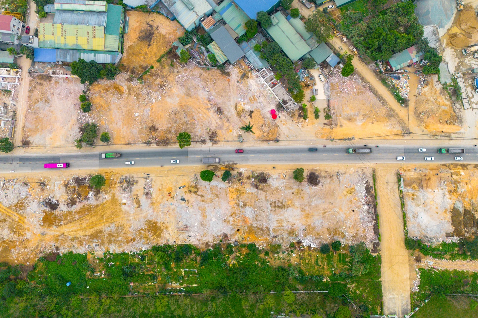 Toàn cảnh con đường rộng nhất Việt Nam, kết nối đại lộ dài nhất với đại học lớn nhất cả nước- Ảnh 8. Toàn cảnh con đường rộng nhất Việt Nam, kết nối đại lộ dài nhất với đại học lớn nhất cả nước- Ảnh 8.